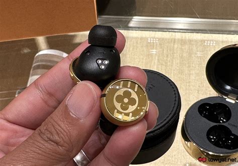 lv earpod|Louis Vuitton Horizon Light Up Earphones .